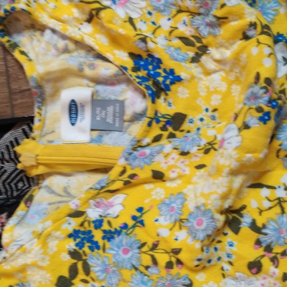 Bundle 4 dresses floral aztec designs XS S - Picture 4 of 9